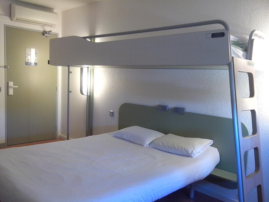 Ibis Budget Poitiers Sud Rum bild