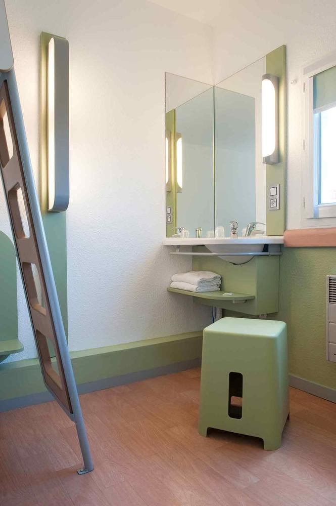 Ibis Budget Poitiers Sud Exteriör bild